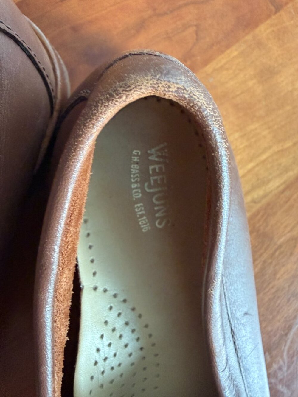 Weejuns GH Bass Brown womens loafers in a size 8 - Picture 3 of 5